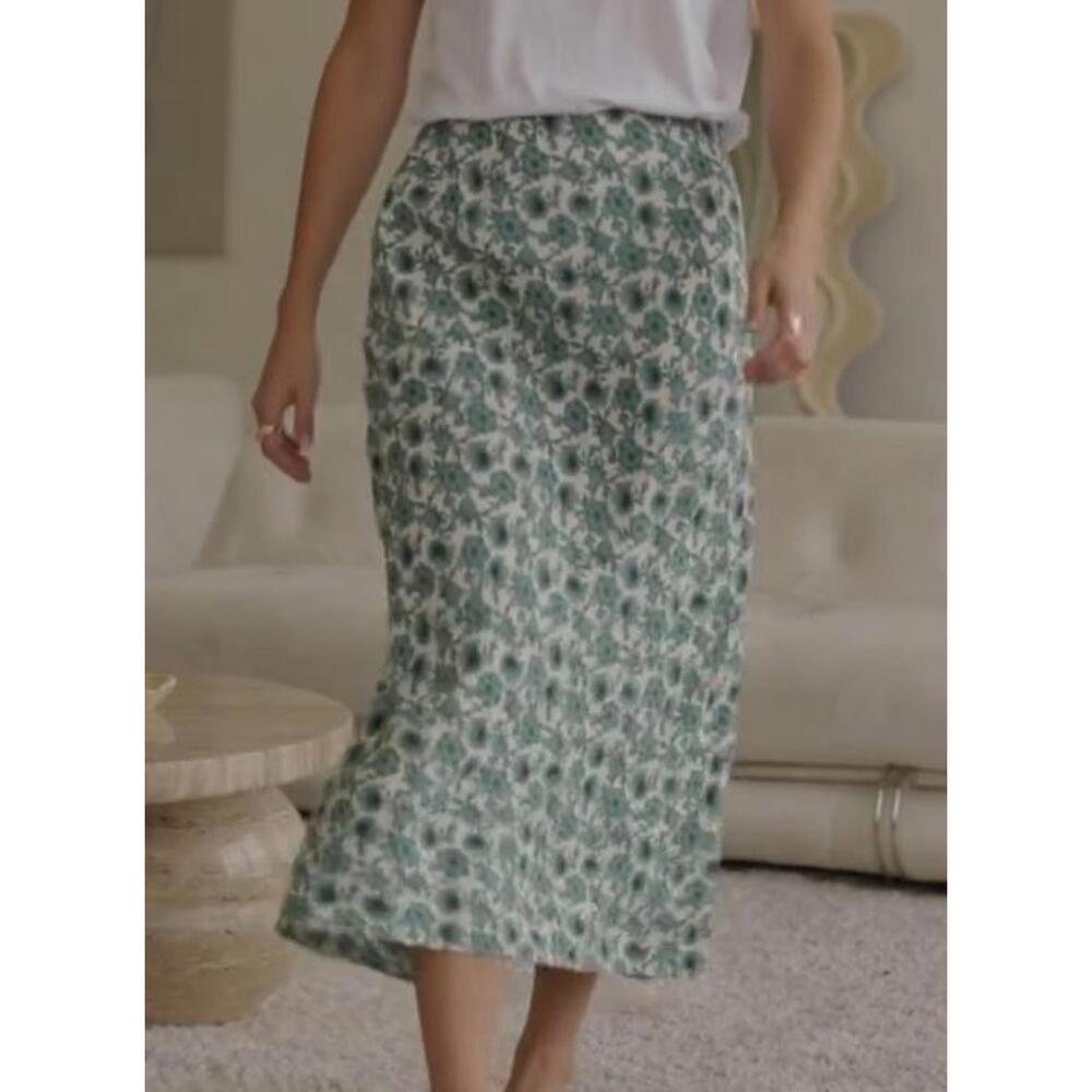 Treasure & Bond Green Floral Midi Skirt